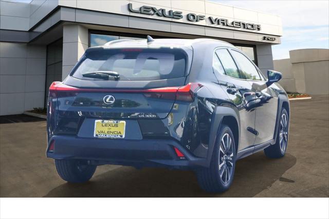 2025 Lexus 300 UX 300h