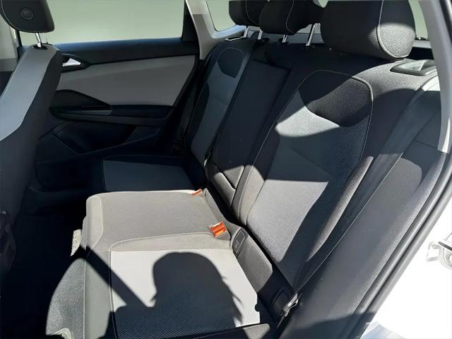 2022 Volkswagen Taos 1.5T S