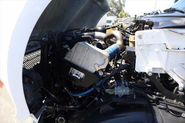 2016 Ford F-650 Base