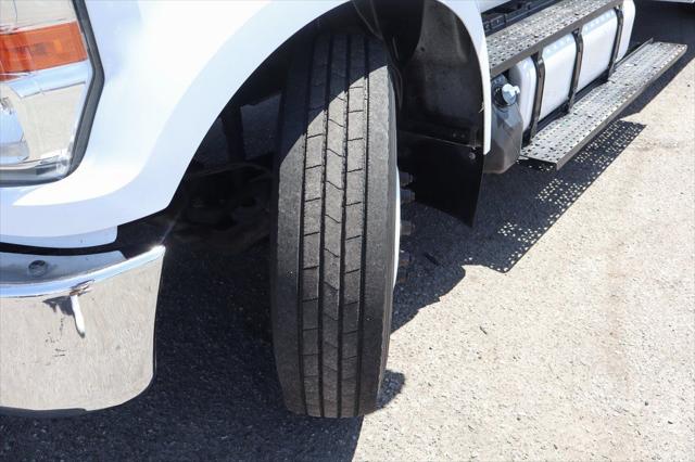 2016 Ford F-650 Base