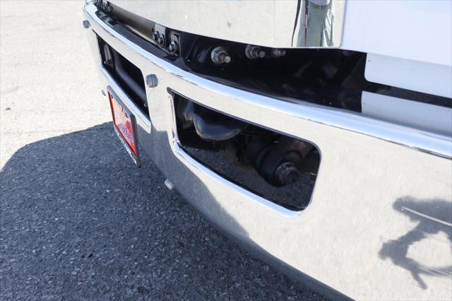 2016 Ford F-650 Base