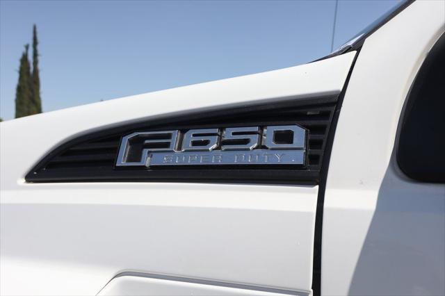 2016 Ford F-650 Base