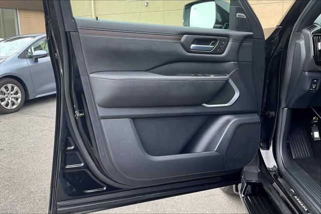 2025 Nissan Armada Platinum Reserve 4WD