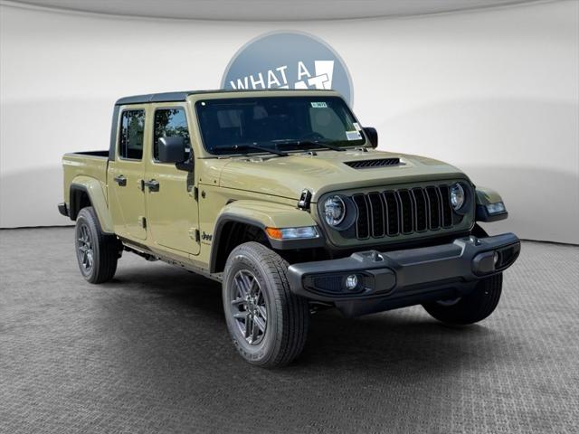 2025 Jeep Gladiator GLADIATOR SPORT S 4X4