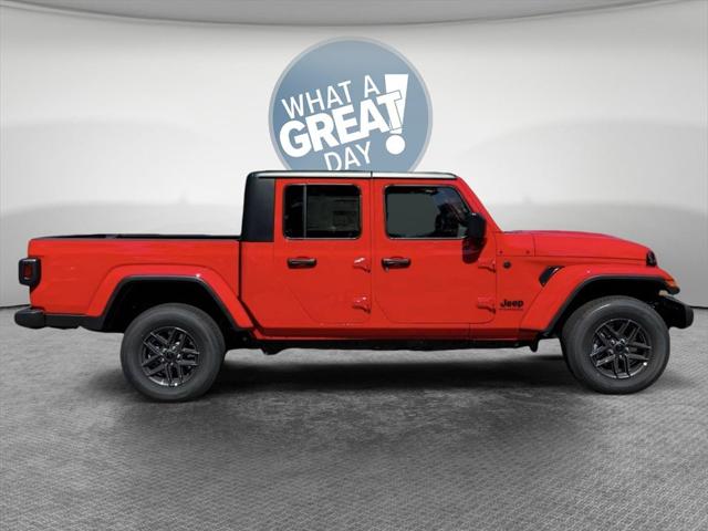 2025 Jeep Gladiator GLADIATOR SPORT S 4X4