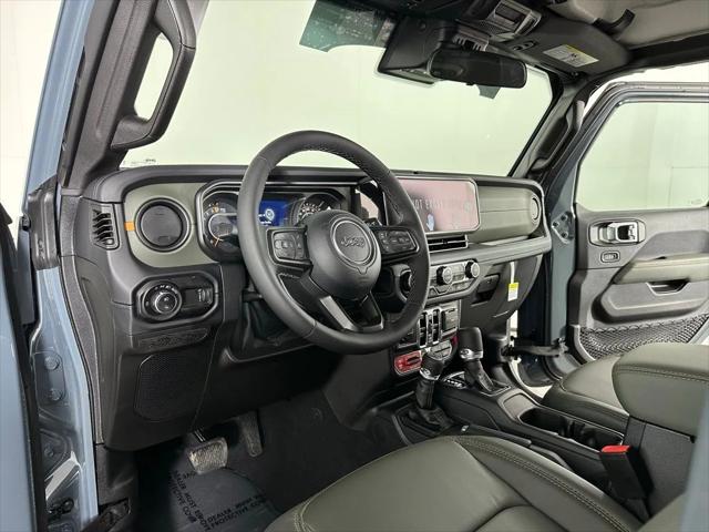 2025 Jeep Gladiator GLADIATOR MOJAVE 4X4