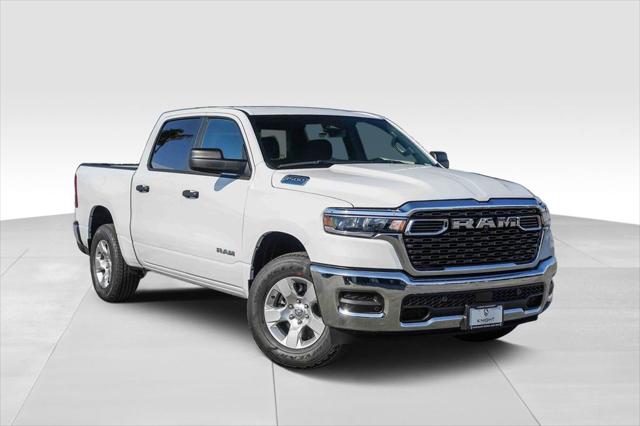 2025 RAM Ram 1500 RAM 1500 TRADESMAN CREW CAB 4X4 57 BOX