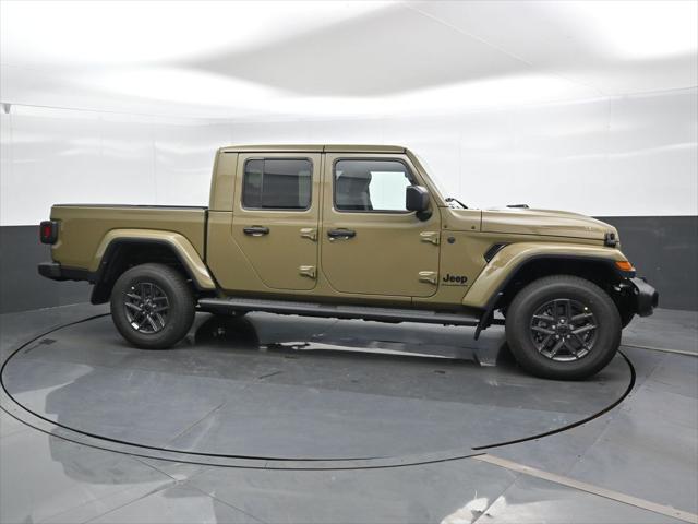 2025 Jeep Gladiator GLADIATOR SPORT S 4X4