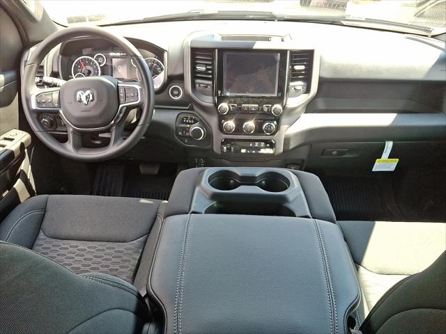 2025 Ram 1500 Tradesman Crew Cab 4x4 5'7" Box