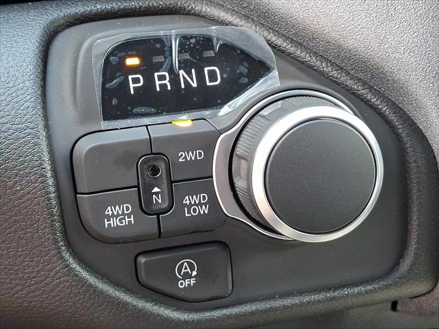 2025 Ram 1500 Tradesman Crew Cab 4x4 5'7" Box