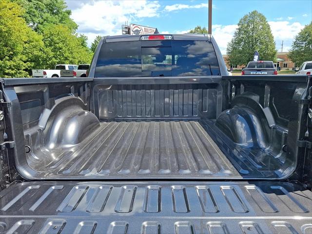 2025 Ram 1500 Tradesman Crew Cab 4x4 5'7" Box