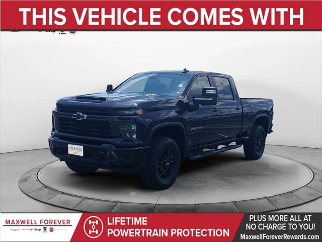2024 Chevrolet Silverado 2500HD 4WD Crew Cab Standard Bed Custom
