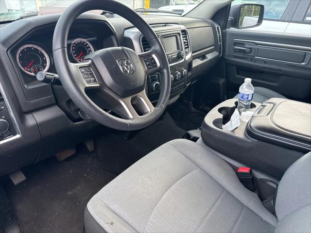 2022 RAM 1500 Classic SLT Crew Cab 4x2 57 Box