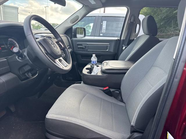 2022 RAM 1500 Classic SLT Crew Cab 4x2 57 Box