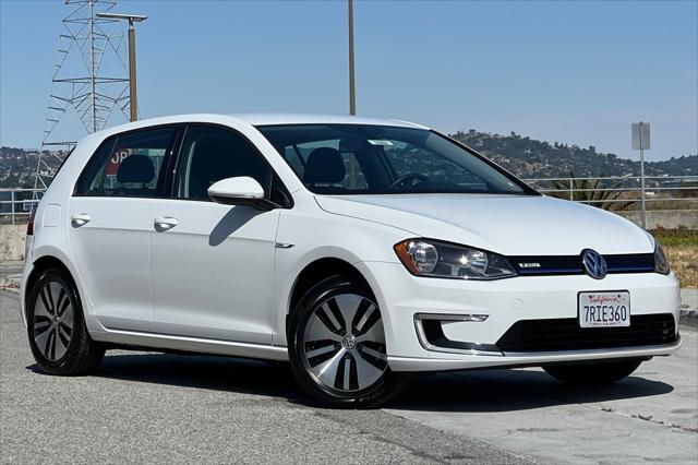 2016 Volkswagen e-Golf SE 2016 Volkswagen e-Golf SE