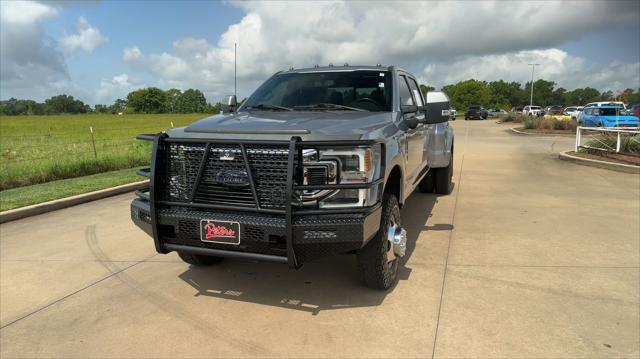 2022 Ford F-350 Lariat