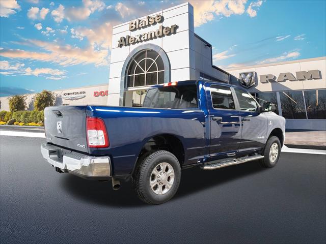2022 RAM 3500 Big Horn Crew Cab 4x4 64 Box