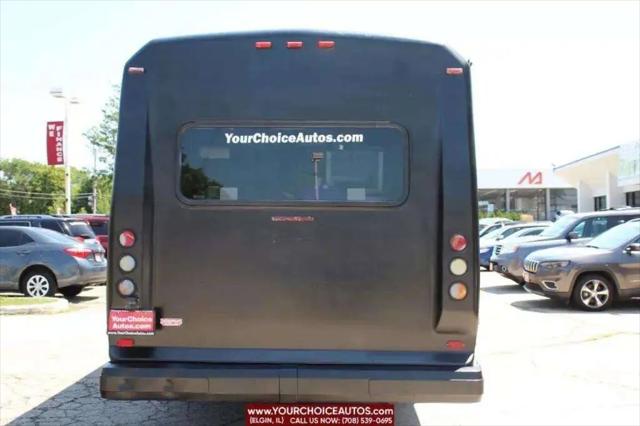 2006 Ford E-450 Cutaway E-450