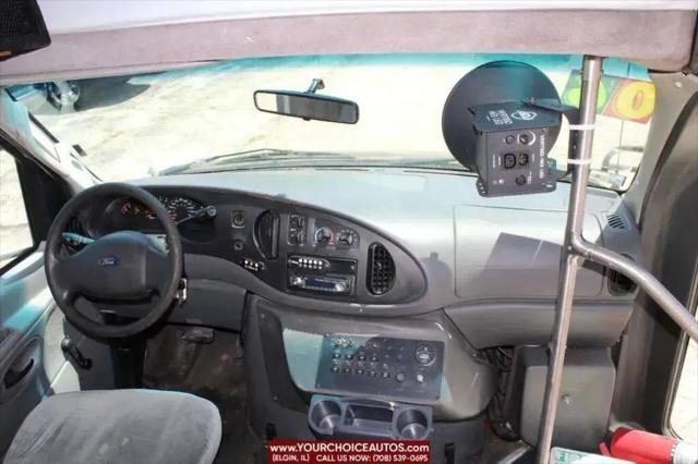 2006 Ford E-450 Cutaway E-450