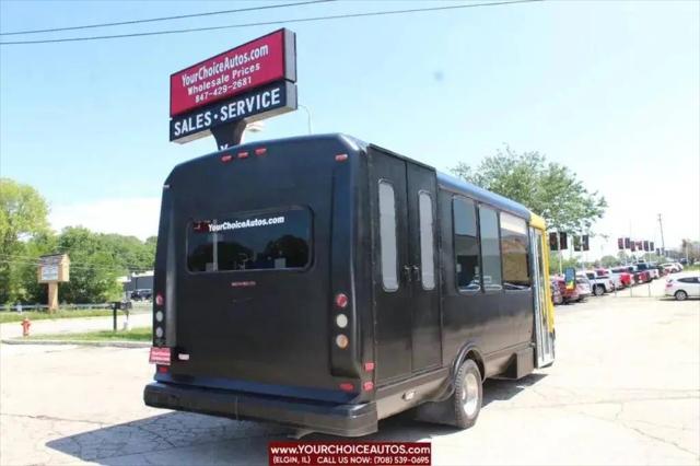 2006 Ford E-450 Cutaway E-450