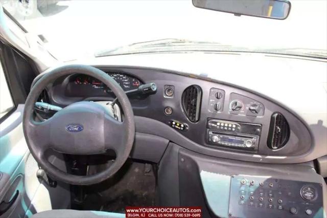 2006 Ford E-450 Cutaway E-450