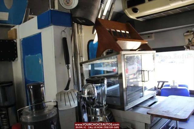 2006 Ford E-450 Cutaway E-450