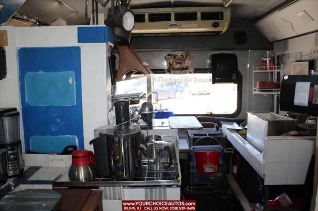 2006 Ford E-450 Cutaway E-450