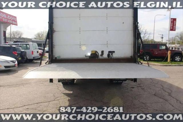 2018 Chevrolet Express Cutaway 4500 Van