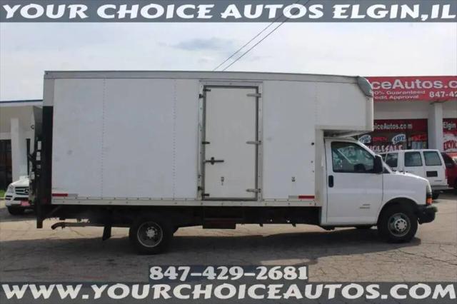 2018 Chevrolet Express Cutaway 4500 Van