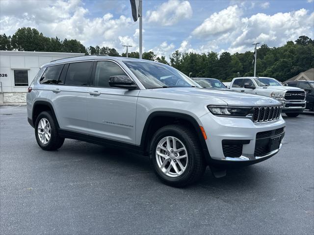2023 Jeep Grand Cherokee L Laredo 4x4