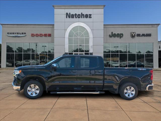 2023 Chevrolet Silverado 1500 4WD Crew Cab Standard Bed LT