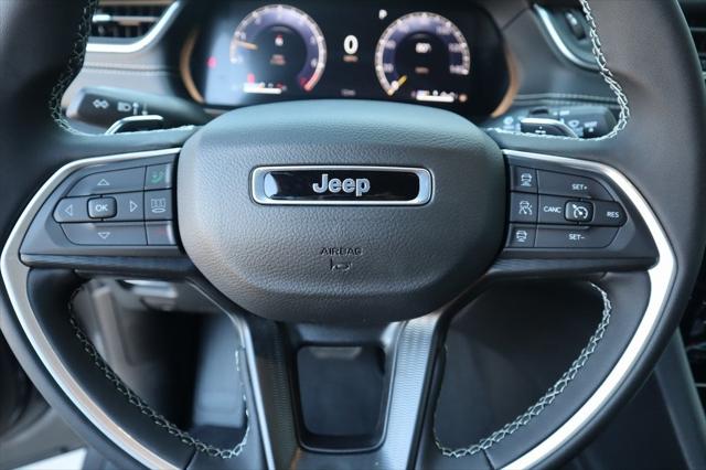 2025 Jeep Grand Cherokee GRAND CHEROKEE L LAREDO 4X2