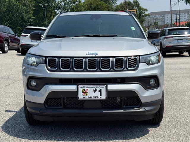 2024 Jeep Compass Latitude Lux FWD