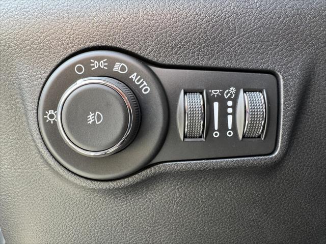 2024 Jeep Compass Latitude Lux FWD