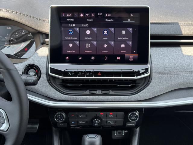 2024 Jeep Compass Latitude Lux FWD