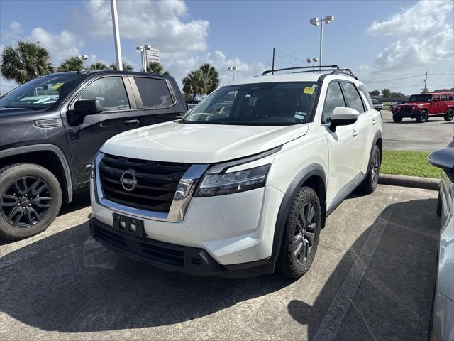 2022 Nissan Pathfinder SV 2WD