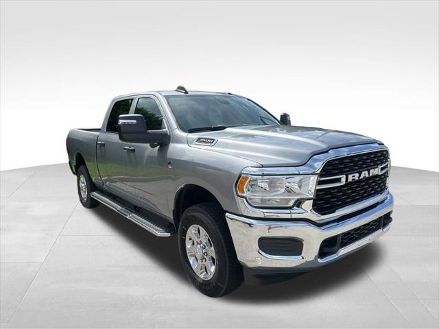 2024 RAM 3500 Tradesman Crew Cab 4x4 64 Box