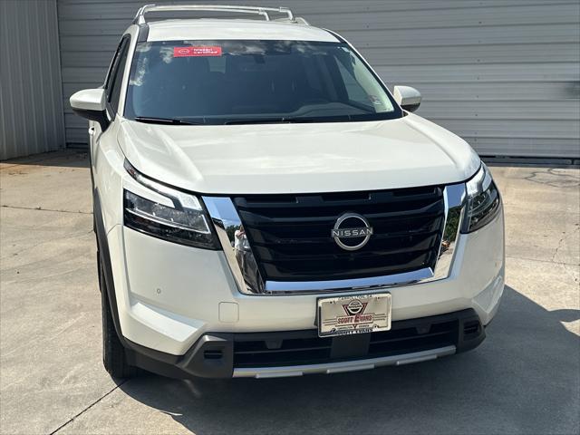 2024 Nissan Pathfinder SL FWD
