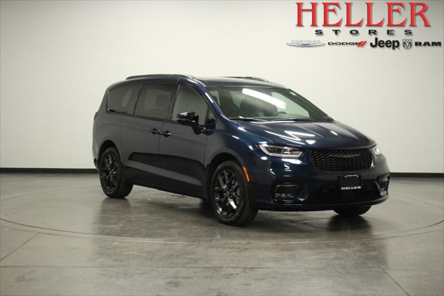 2025 Chrysler Pacifica PACIFICA LIMITED AWD