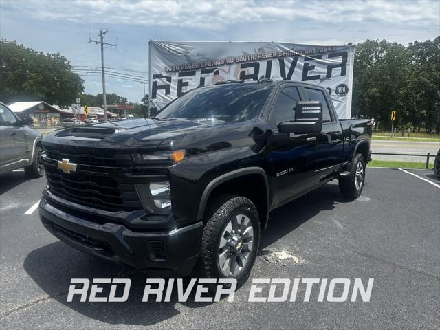 2024 Chevrolet Silverado 2500HD 4WD Crew Cab Standard Bed Custom