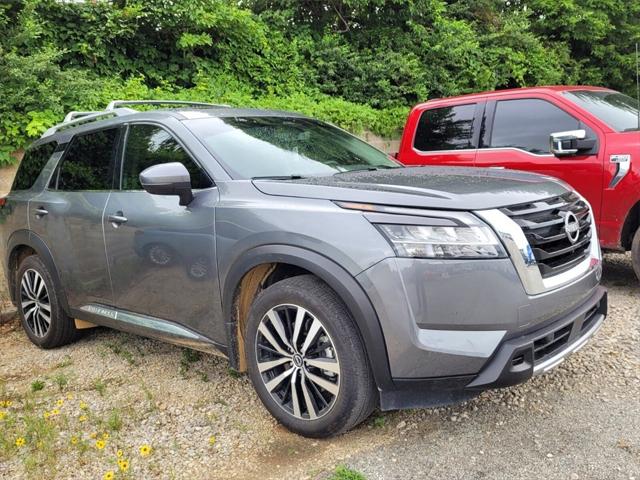 2024 Nissan Pathfinder Platinum 4WD