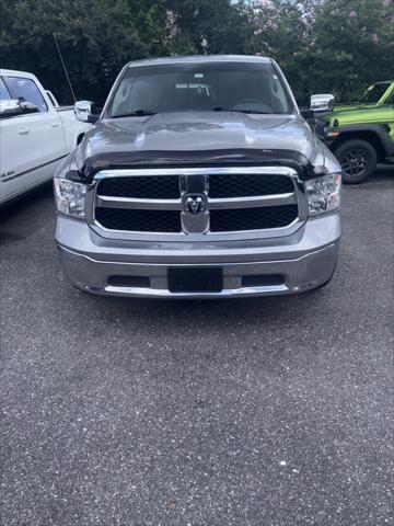 2019 RAM 1500 Classic SLT Crew Cab 4x2 64 Box