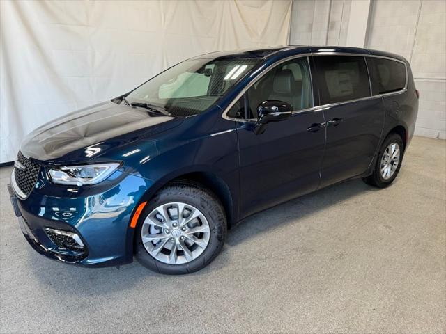 2025 Chrysler Pacifica PACIFICA SELECT AWD