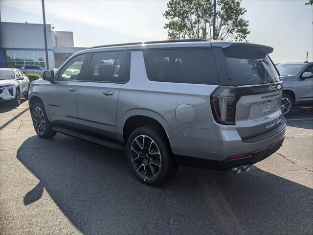 2025 Chevrolet Suburban 4WD RST
