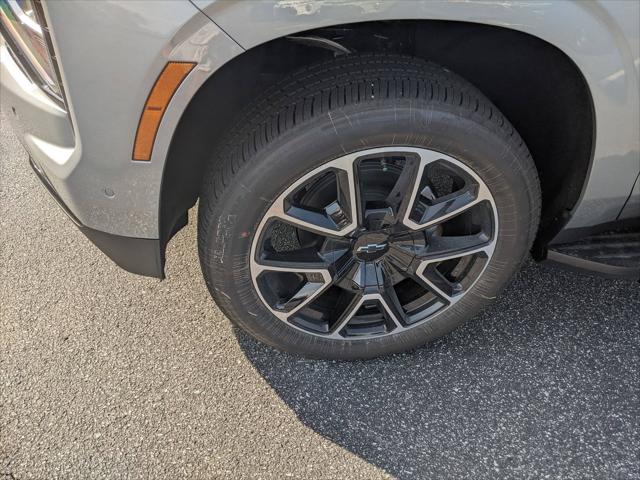 2025 Chevrolet Suburban 4WD RST