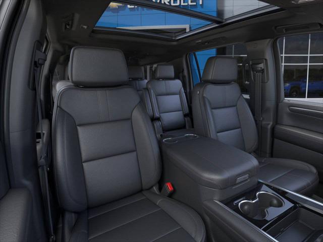 2025 Chevrolet Suburban 4WD RST