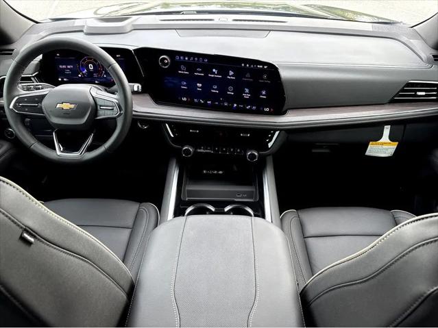 2025 Chevrolet Suburban 2WD Premier