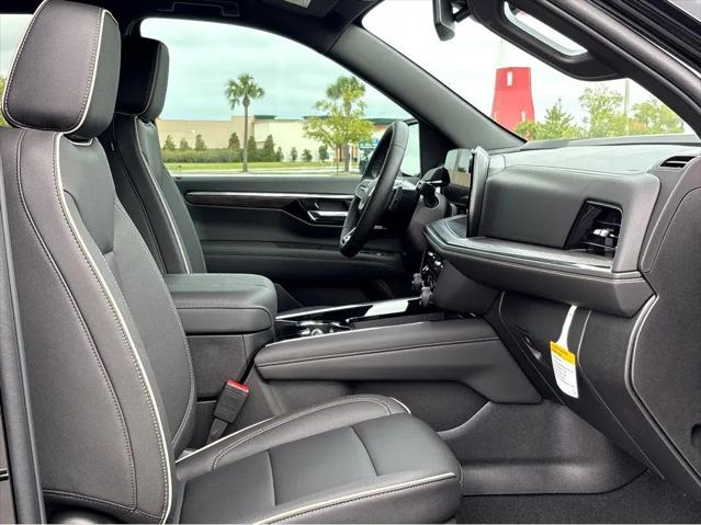 2025 Chevrolet Suburban 2WD Premier