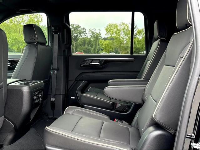 2025 Chevrolet Suburban 2WD Premier
