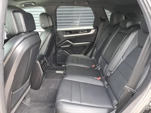 2025 Porsche Cayenne Cayenne